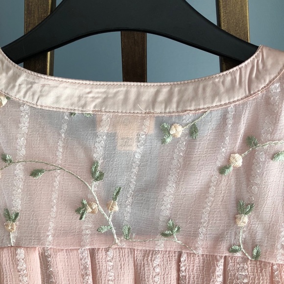 Sleeveless blouse by POL - Picture 4 of 7